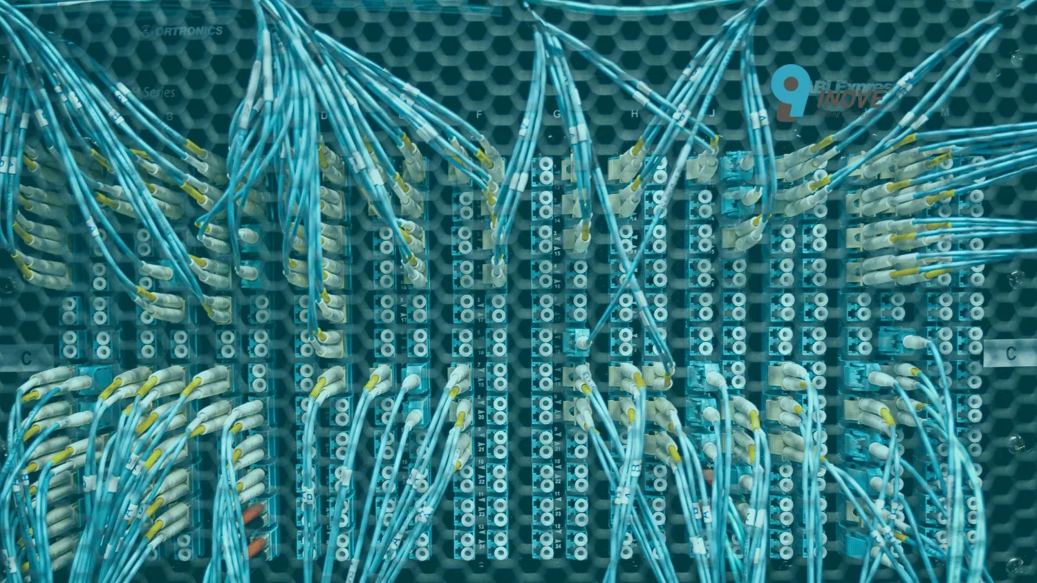 instalação de fibra óptica