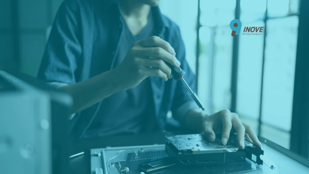 instalação de backbone de fibra óptica